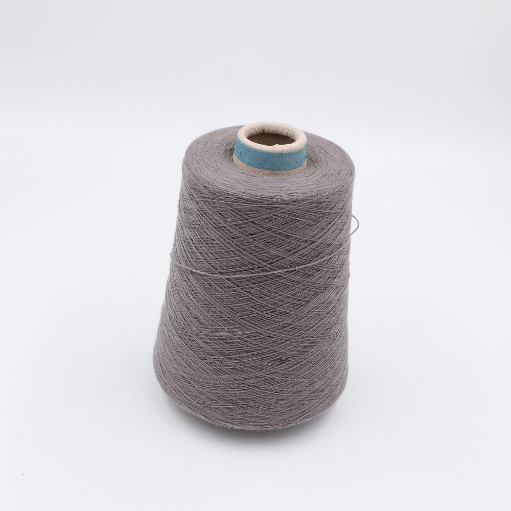 Yarn 2/28 100% Cashmere color grey cones 420gr