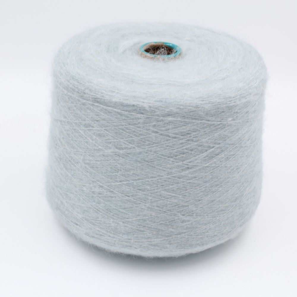 Yarn 60% Alpaca 40% Polyamide nm 9000 color sky blue cones 560 gr