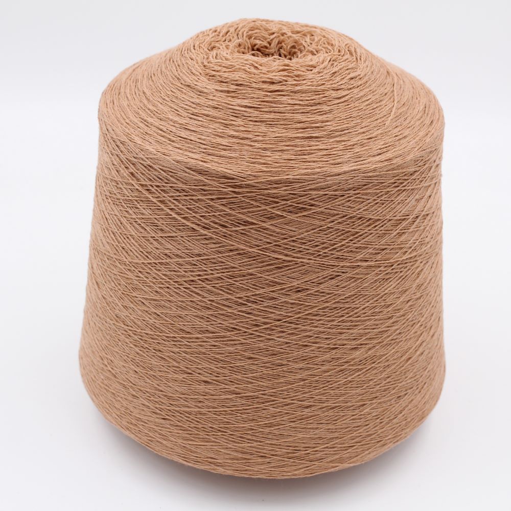 2/28 70% extrafine merino 30% cashmere color camel cones 530 gr