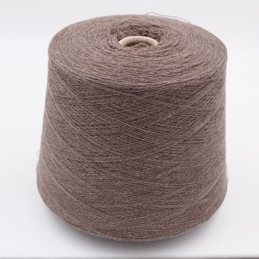 2/30 70% extrafine merino 30% cashmere color dark brown cones 540 gr