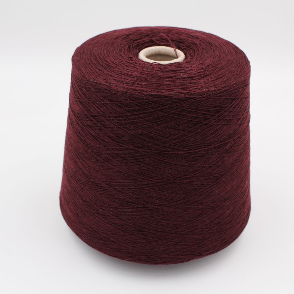 2/30 70% extrafine merino 30% cashmere color bordeaux cones 490 gr
