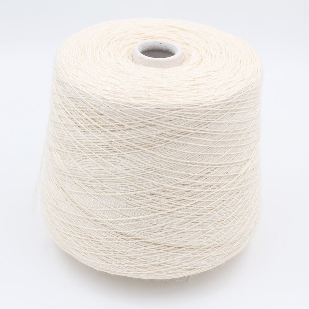 Yarn 95% Wool 5% Cashmere nm 4600 white cones 670gr