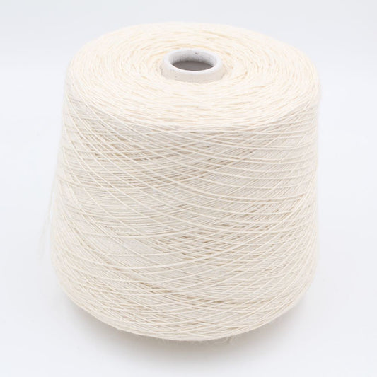 Filato 95% Lana 5% Cashmere nm 4600 colore bianco rocche 670gr