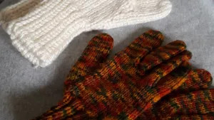 Come realizzare guanti a maglia