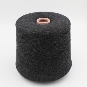Filato 2/28 100% Cashmere colore tight rocche 610 gr