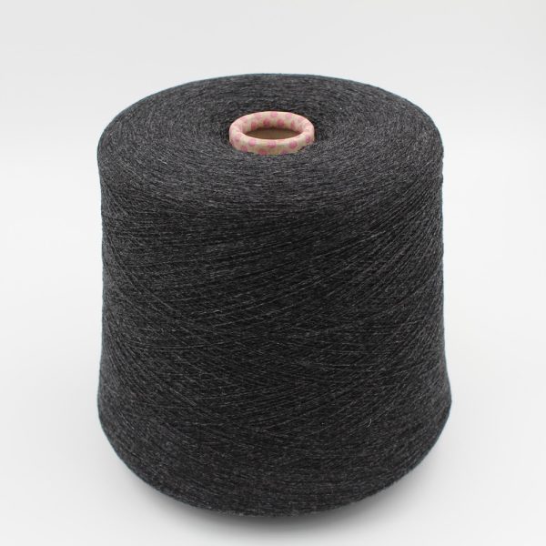 Filato 2/28 100% Cashmere colore tight rocche 610 gr