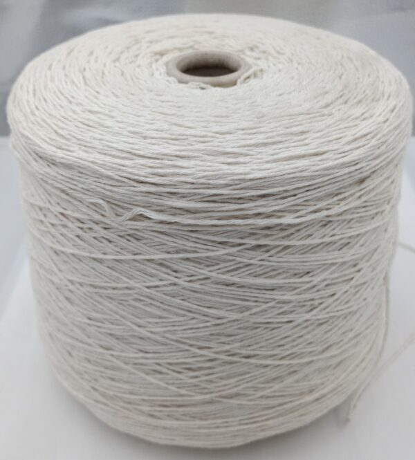 Filato cashmere 100% 4/15 colore bianco naturale rocche 500 gr