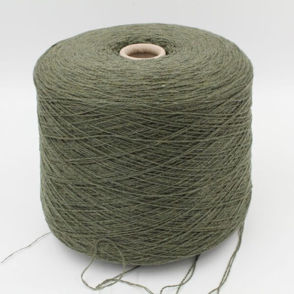 2/13 100% Recycled Cashmere color light green cones 500 gr