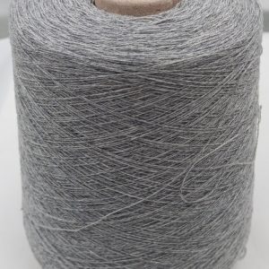 SIXTY 2/26 filato 60% cashmere 40% lana merino extrafine colore grigio chiaro rocche 500 gr