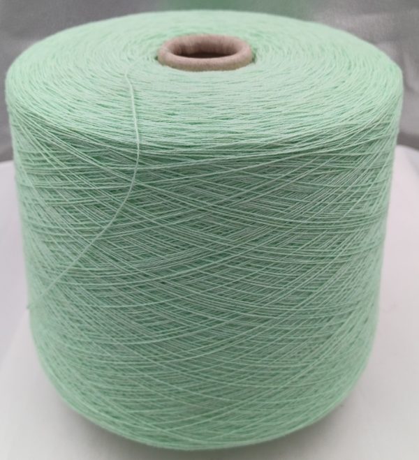 SIXTY 2/26 filato 60% cashmere 40% lana merino extrafine colore verde chiaro rocche 500 gr