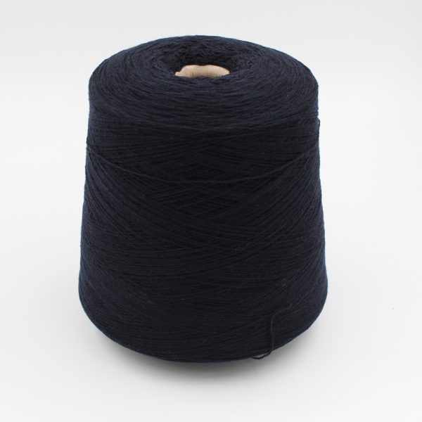 Yarn 2/28 100% Cashmere color dark blue cones 520 gr