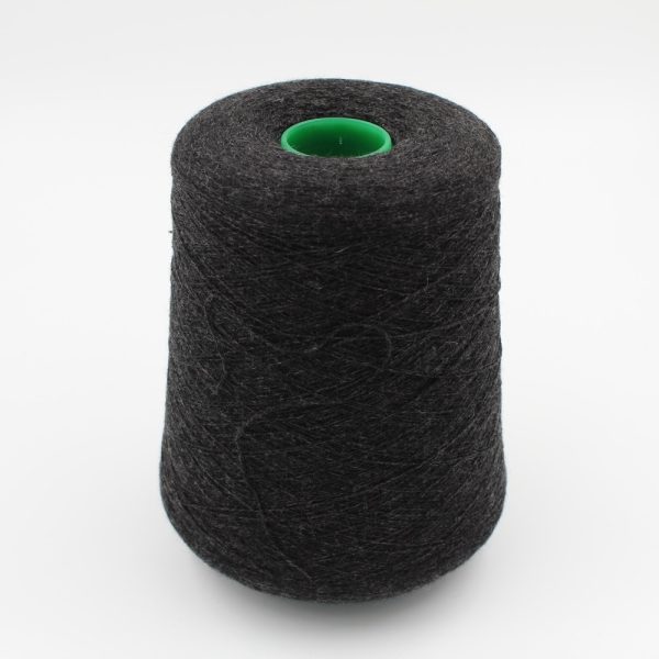 Yarn 2/26 100% Cashmere color anthracit cones 590 gr