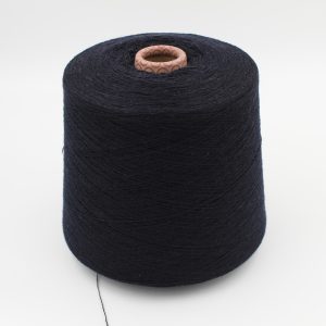 Filato da macchina 2/30 70% merino extrafine 30% cashmere colore blu notte rocca 530 gr