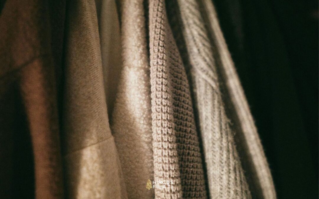 Benefici del Cashmere: Perché scegliere il cashmere per i tuoi progetti a mano o a macchina