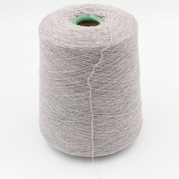 Filato 2/28 100% Cashmere colore grigio chiaro rocche 590 gr