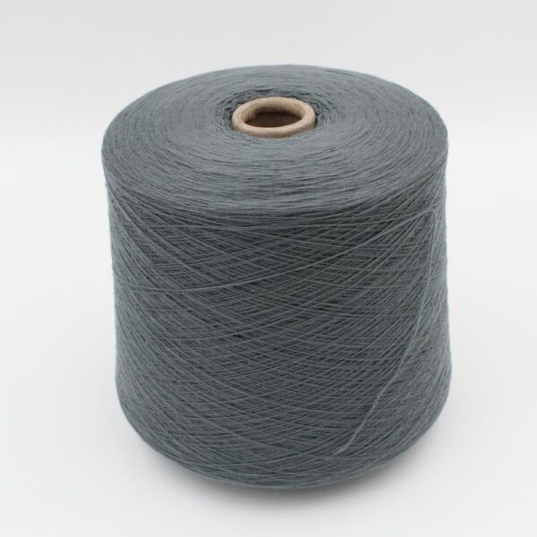 FANTASTIQUE yarn merino superfine 14 micron nm 2/28 color military cones 500 gr