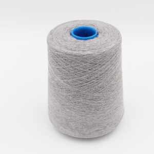 Filato cashmere 96% poliammide 4% nm 2/26300 colore grigio chiaro rocche 420 gr