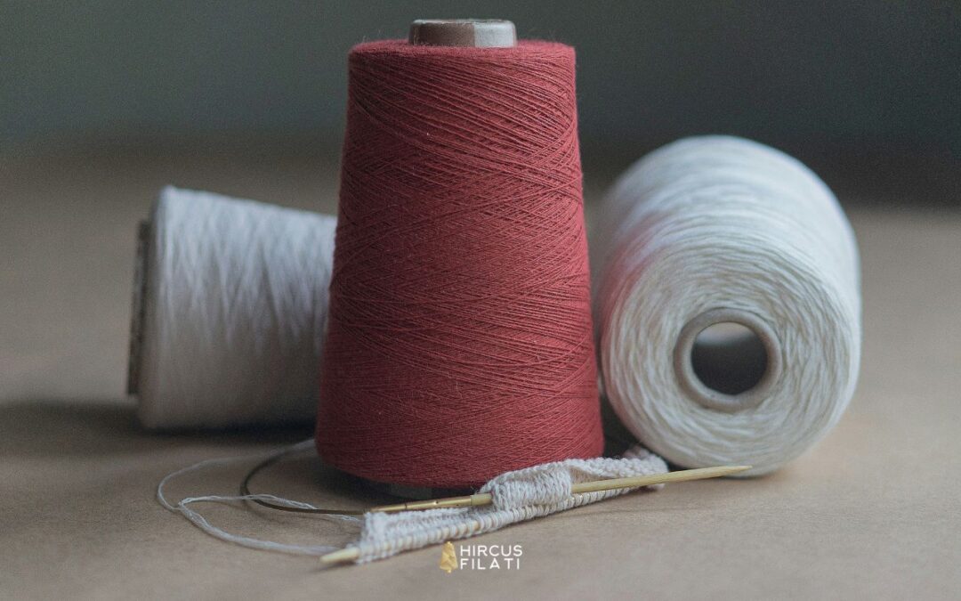 Difference Between Pure and Blended Yarns: When to Choose One or the Other?