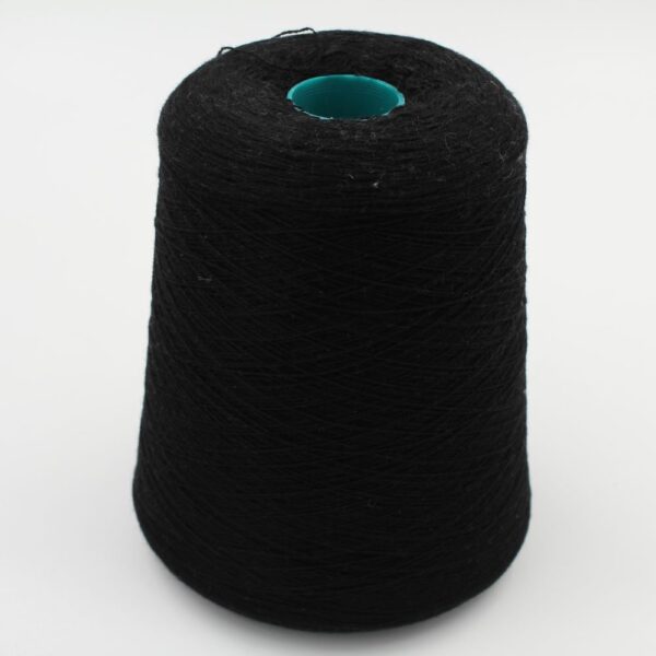 Filato 2/28 100% Cashmere per macchina 12 colore nero rocche 510 gr