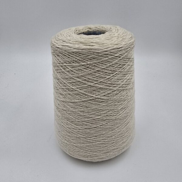 Cashmere 100% nm 2/14 colore bianco naturale rocche 430 gr