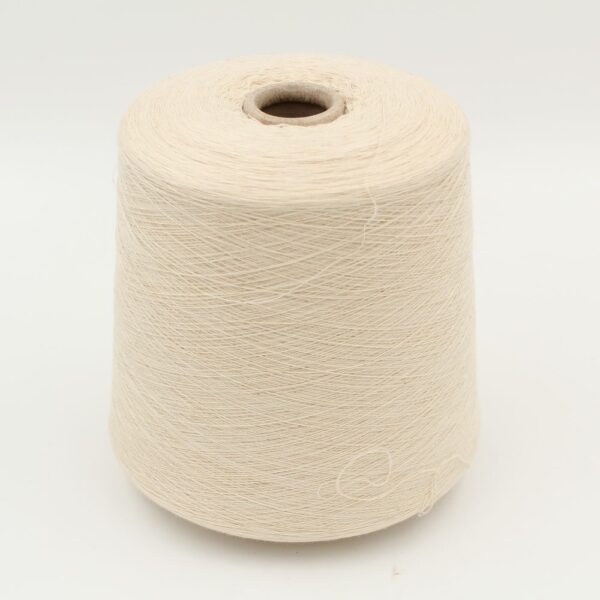 Yarn 80% wool 20% kapok nm 1/30 color raw white cones 1 kg