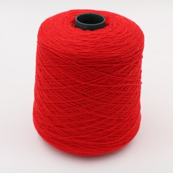 Yarn 2/15 100% Cashmere color red cones 500 gr