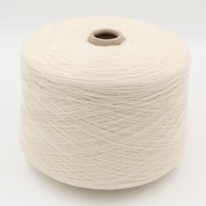 Filato 2/28 100% Cashmere per macchina 12 colore bianco naturale rocche 620 gr