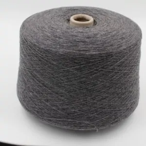 Filato 2/28 100% Cashmere per macchina 12 colore grigio medio rocche 640 gr