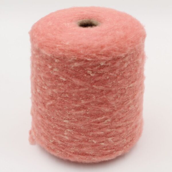 MRBUBBLE 73% merino 17% silk 10% polyamide nm 3800 color pink cones 680 gr