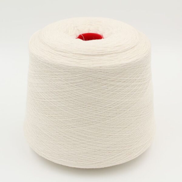 2/28 70% merino extrafine 30% cashmere colore bianco naturale rocca 590 gr