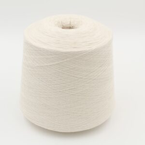 Yarn for knitting machine 2/30 70% merino extrafine 30% cashmere color natural white cones 600 gr