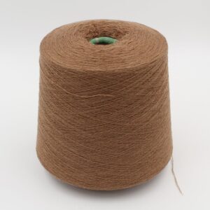 Yarn for knitting machine 2/30 70% merino extrafine 30% cashmere color camel cones 540 gr