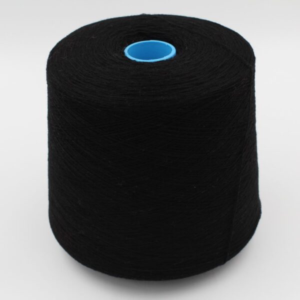 2/28 70% merino extrafine 30% cashmere colore nero rocca 550 gr