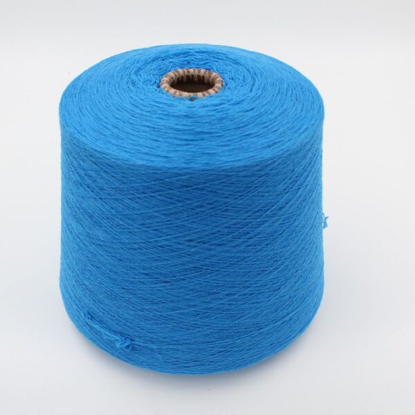 2/28 70% merino extrafine 30% cashmere colore turchese rocca 540 gr