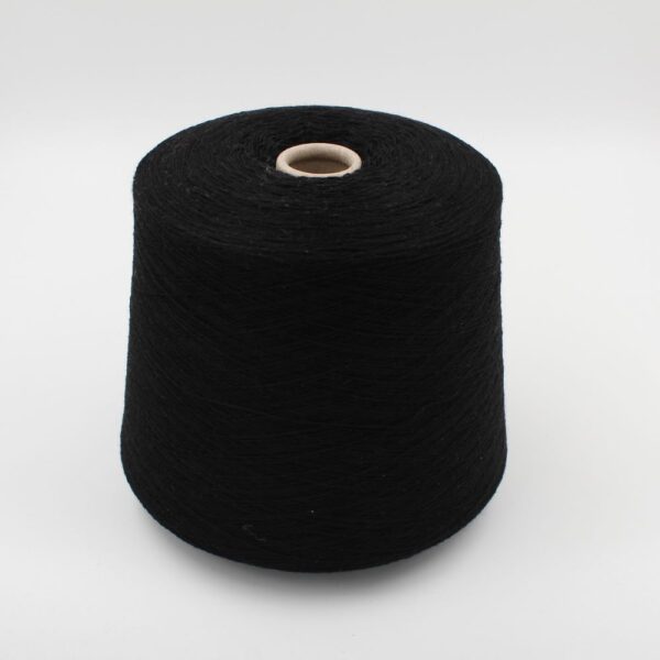 2/28 70% merino extrafine 30% cashmere colore nero rocca 530 gr