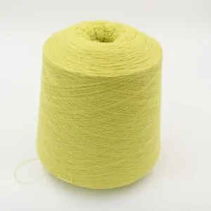 Filato da macchina 2/30 70% merino extrafine 30% cashmere colore giallo rocca 530 gr