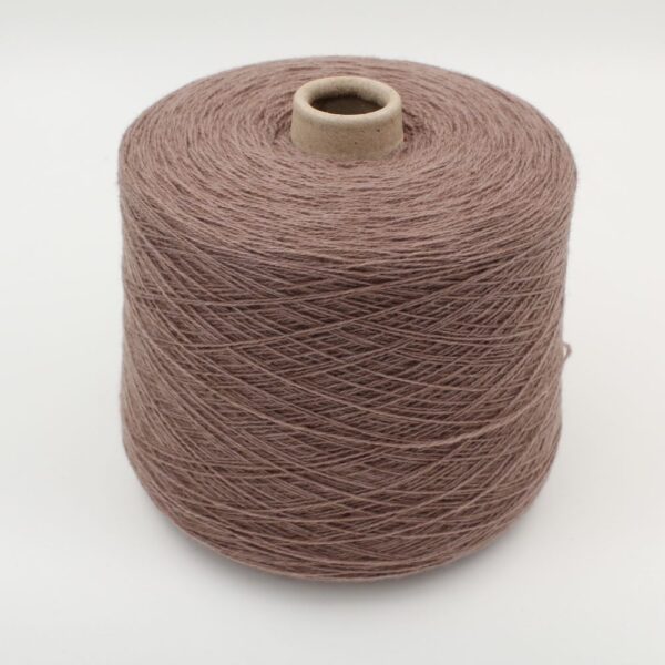 Baby Yak 50% Merino Extrafine 50% yarn 2/14 color brown cones 470 gr