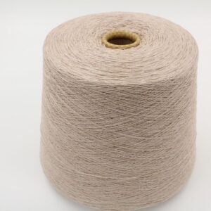 2/28 70% merino extrafine 30% cashmere color silver cones 510 gr