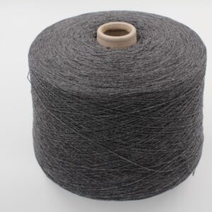 Filato 2/28 100% Cashmere per macchina 12 grigio medio colore rocche 640 gr
