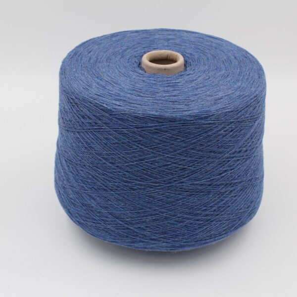 Yarn 2/28 100% Cashmere color jeans cones 570 gr