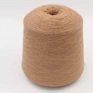 Filato da macchina 2/30 70% merino extrafine 30% cashmere colore cammello rocca 520 gr