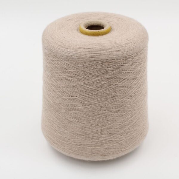 Filato Cashmere 100% nm 2/48 pettinato colore beige melange rocca 560 gr