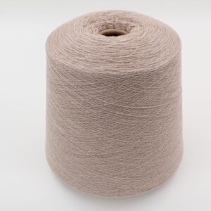 2/28 70% merino extrafine 30% cashmere colore beige rocca 510 gr