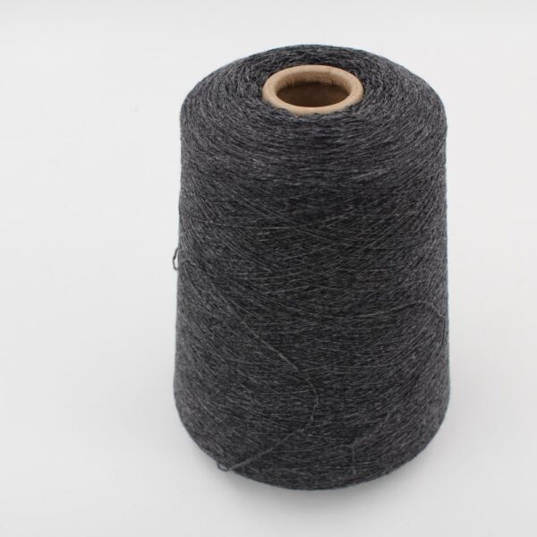 Yarn 2/28 100% Cashmere color dark grey cones 440 gr