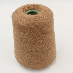 2/28 70% merino extrafine 30% cashmere color light beige cone 550 gr