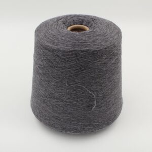 2/28 70% merino extrafine 30% cashmere colore grigio scuro rocca 520 gr