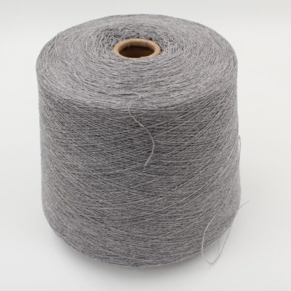 Yarn for knitting machine 2/30 70% merino extrafine 30% cashmere color light grey cones 590 gr