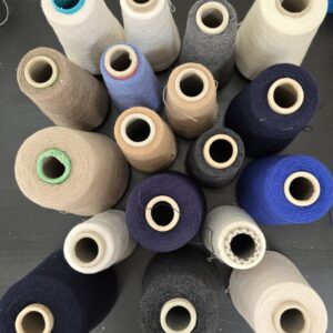 Pack 3 kg 100% cashmere yarn nm 2/28