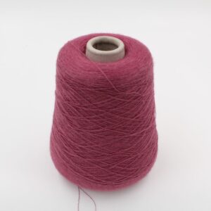 Yarn silk 30% cashmere 70% nm 3/80 color fuchsia cone 470 gr