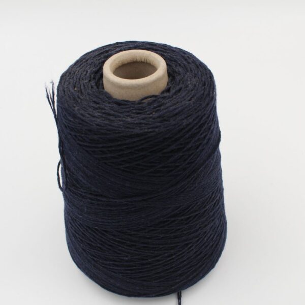 Yarn 80% cashmere 20% merino extrafine 4/14 color blue cones 800 gr